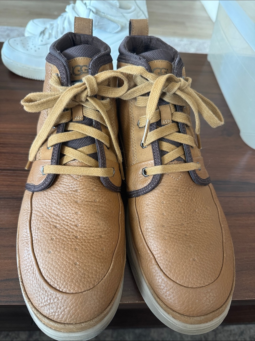 UGG Men’s Tan and Dark Brown Leather Chukka Boots never worn